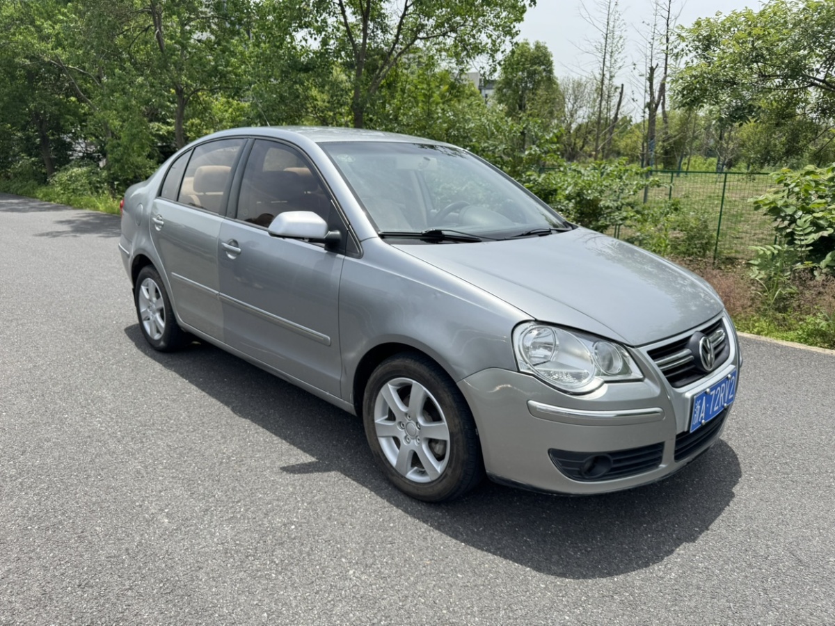 大眾 Polo  2009款 勁取 1.4L 自動雅致版圖片