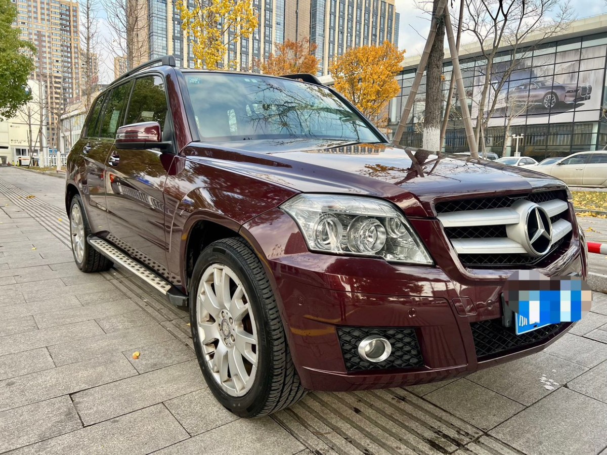 奔驰 奔驰glk级  2011款 glk 300 4matic 豪华型图片