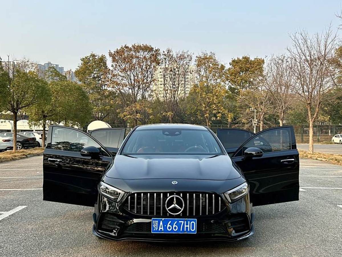 奔馳 奔馳A級AMG  2020款 AMG A 35 4MATIC圖片