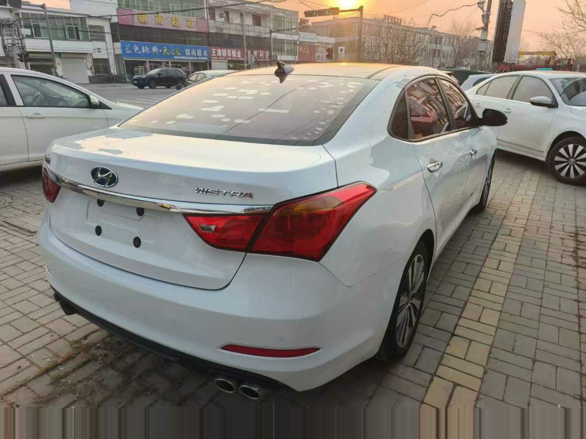 路虎 發(fā)現(xiàn)  2012款 4 3.0T SDV6 HSE 柴油版圖片