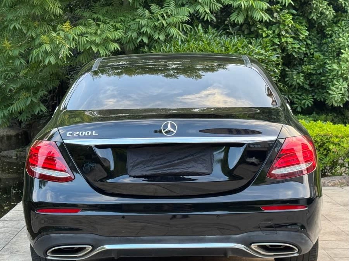 奔馳 奔馳E級  2019款 E 200 L 運動型圖片