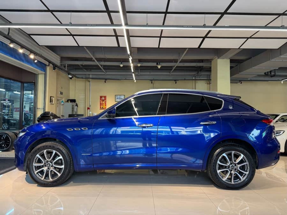 瑪莎拉蒂 Levante  2021款 3.0T 標(biāo)準(zhǔn)版圖片