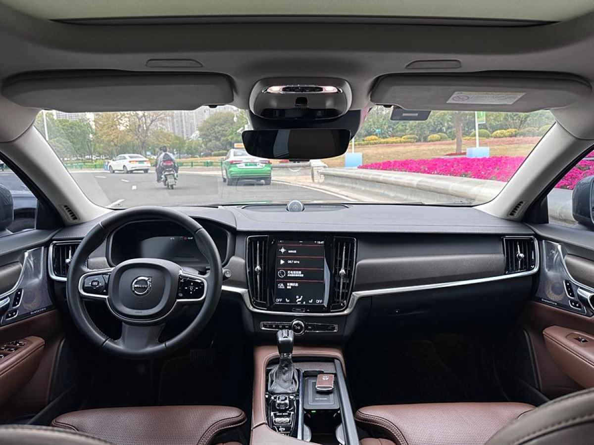 沃爾沃 V90  2019款 Cross Country T5 AWD 智尊版圖片