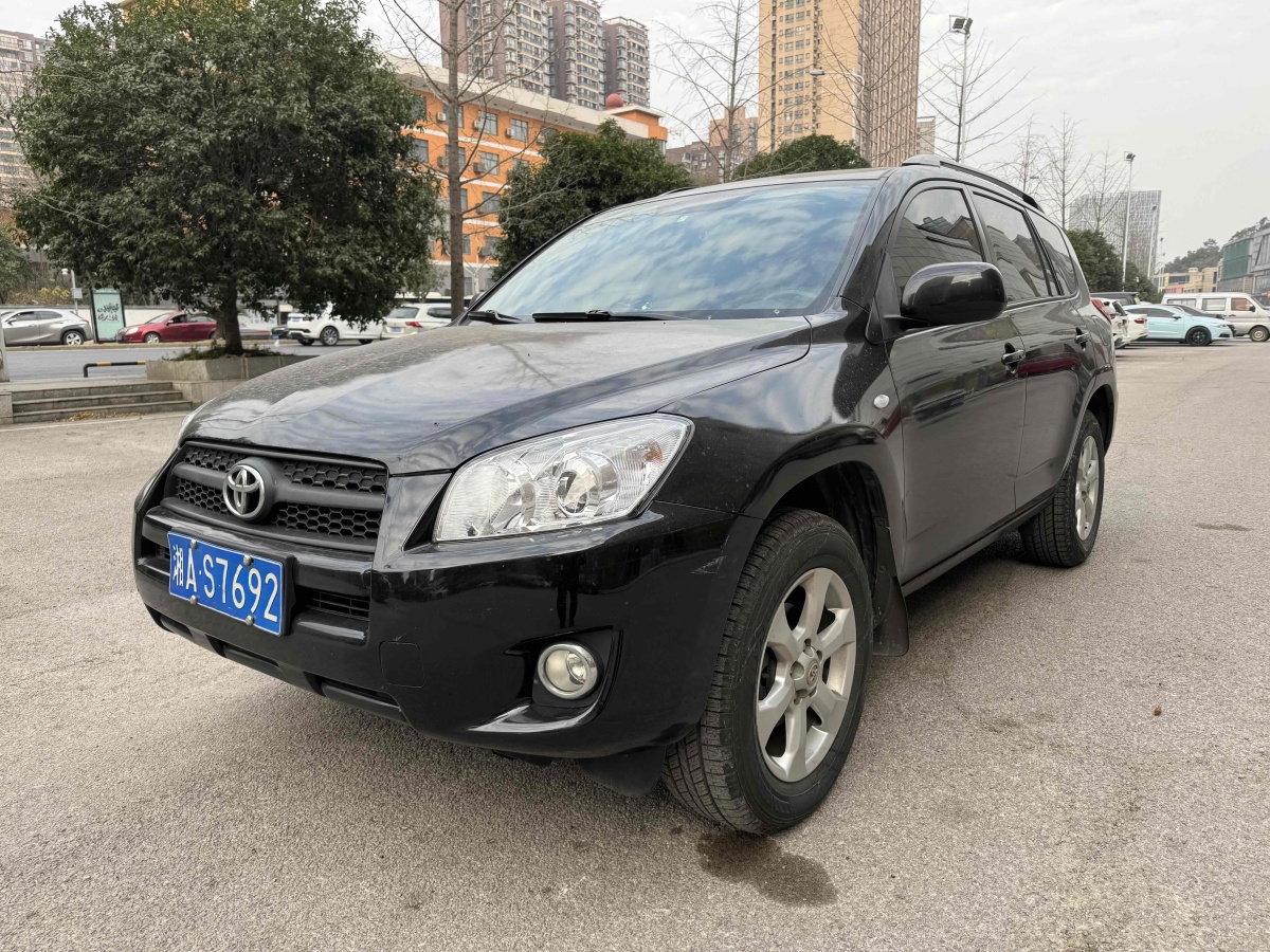 2011年5月豐田 RAV4  2019款 榮放 2.0L CVT兩驅(qū)先鋒版