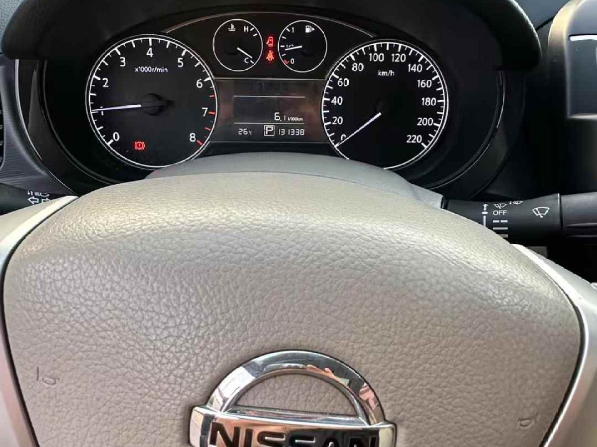 日產(chǎn) 騏達(dá)  2012款 1.6T GTS極速限量版圖片