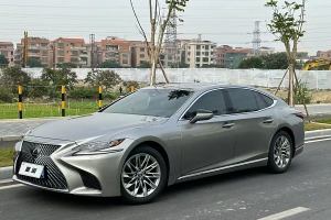 LS 雷克萨斯 350 豪华版 国V