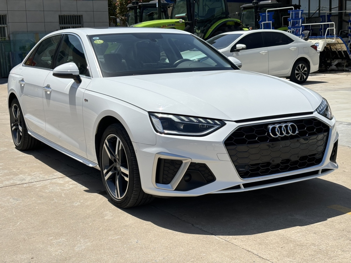 奧迪 奧迪A4L  2020款 40 TFSI 豪華動(dòng)感型圖片