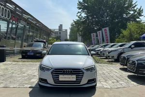 奧迪A3 奧迪 A3 35TFSI Limousine時(shí)尚型