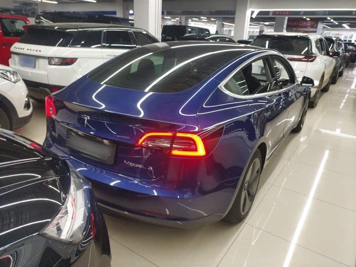 特斯拉 Model 3  2020款 改款 標準續(xù)航后驅升級版圖片