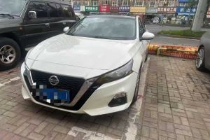 天籟 日產(chǎn) 2.0L XE 時尚版