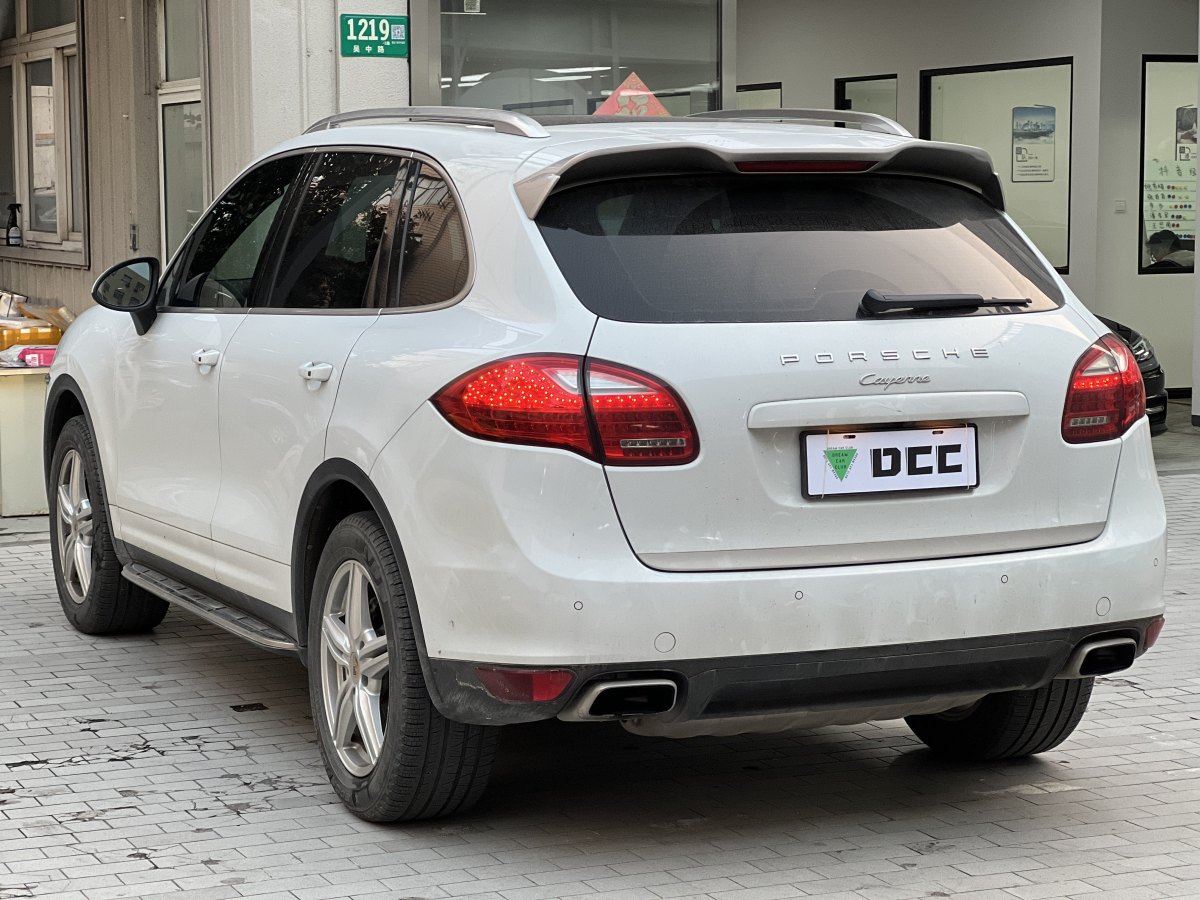 保時(shí)捷 Cayenne  2014款 Cayenne Platinum Edition 3.0T圖片