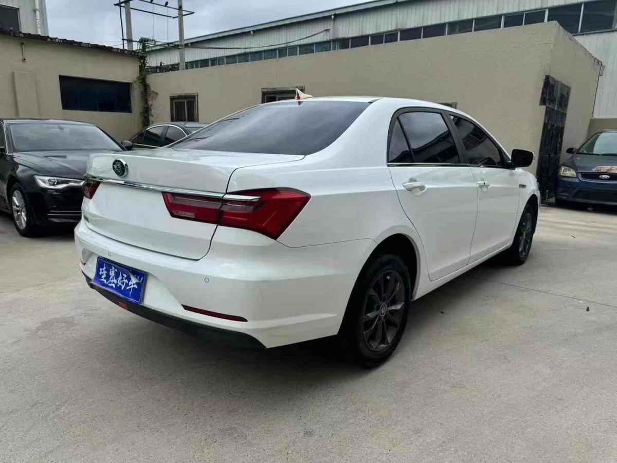 比亞迪 秦  2019款 1.5L 自動豪華型圖片