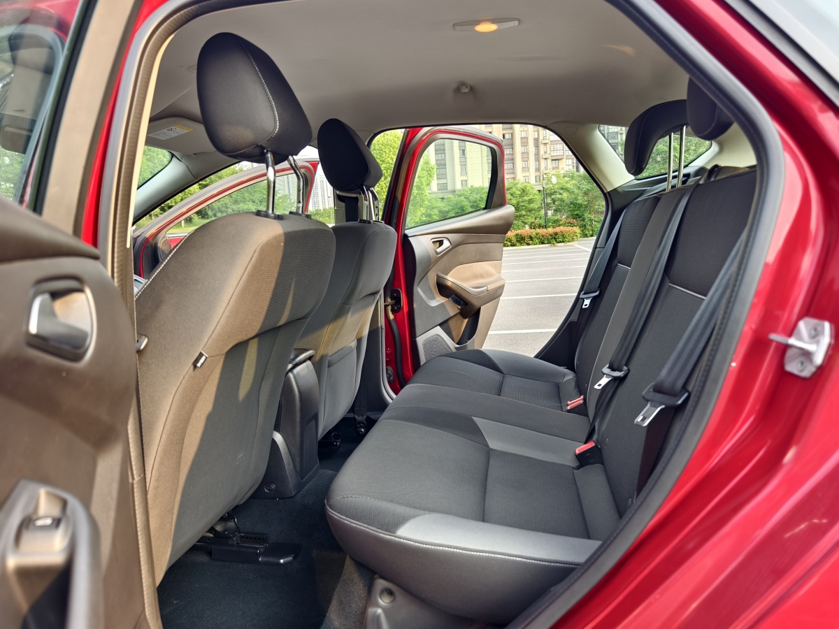 福特 ?？怂? 2012款 兩廂 1.6L 自動(dòng)舒適型圖片