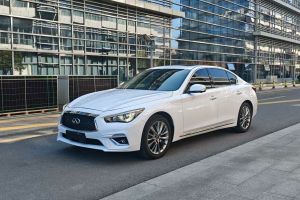 Q70 英菲尼迪 Q70L 2.0T 奢華版