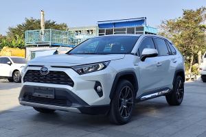 RAV4榮放 豐田 雙擎 2.5L E-CVT四驅(qū)精英Plus版