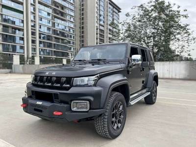 2022年9月 北京 BJ40 2.0D 自動(dòng)四驅(qū)刀鋒英雄版?zhèn)b客型圖片