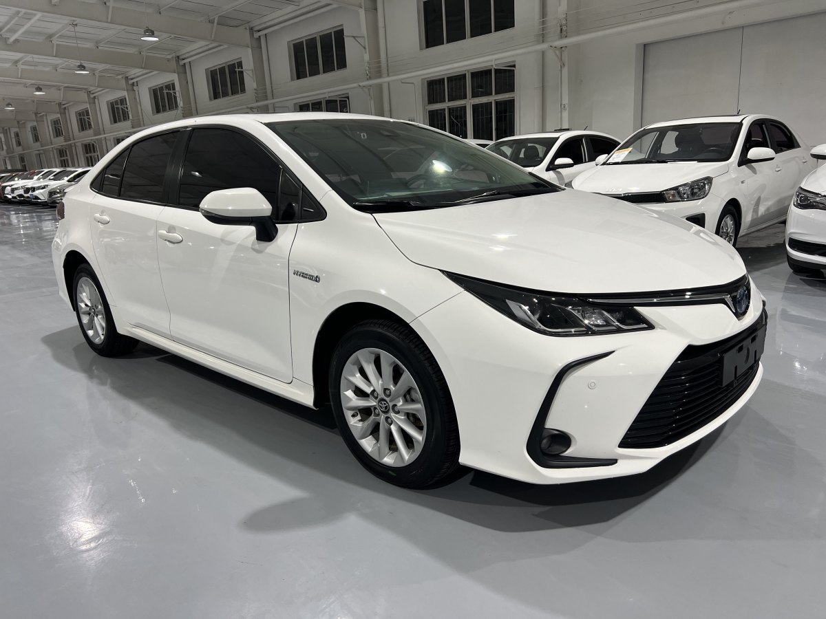 豐田 卡羅拉  2021款 雙擎 1.8L E-CVT精英版圖片