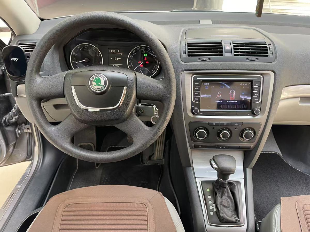 斯柯達 明銳  2010款 1.6L 自動逸致版圖片