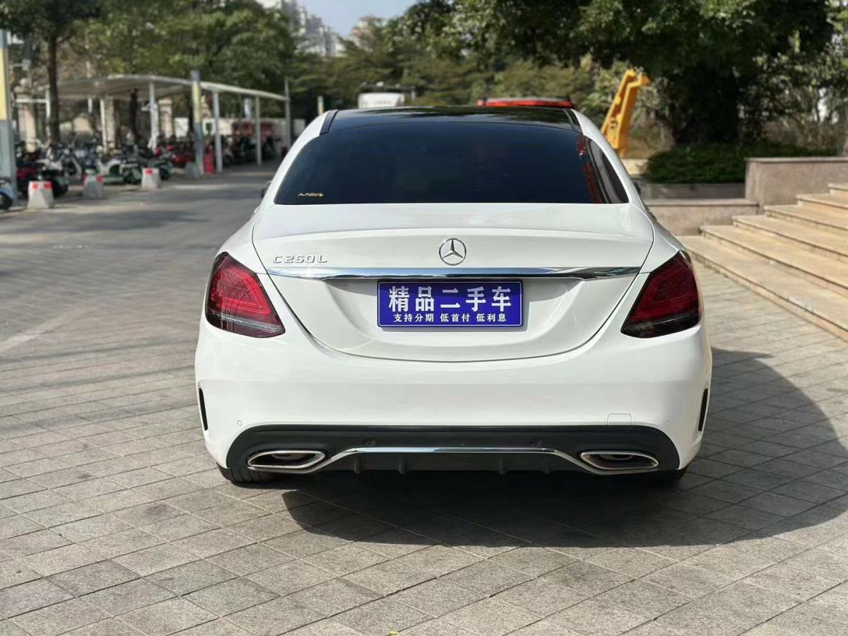 奔馳 奔馳C級(jí)  2019款 C 300 L圖片