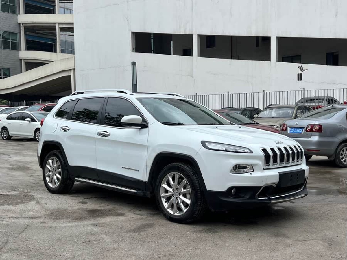 Jeep 自由光  2015款 2.4L 精英版圖片