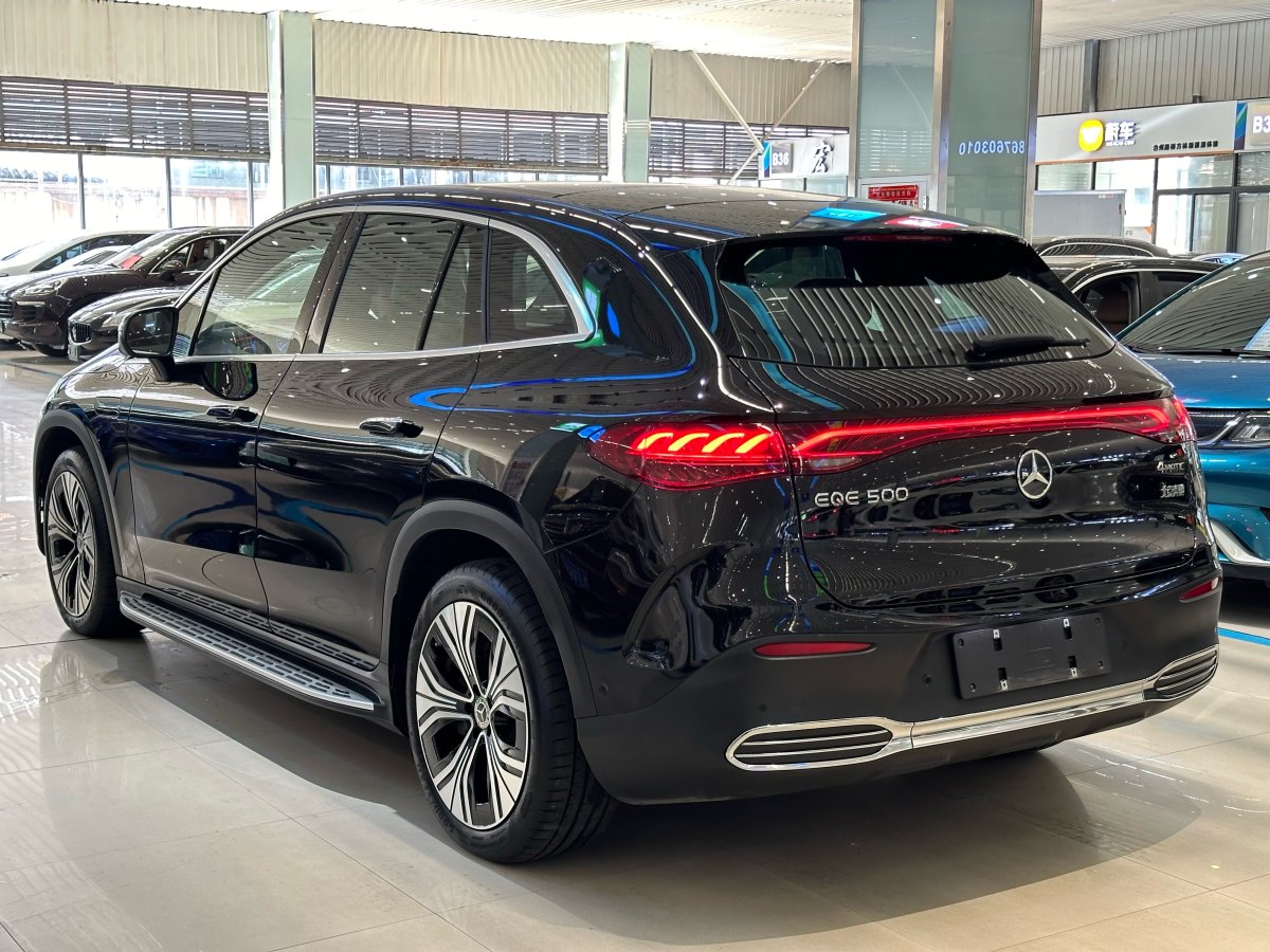 2024年6月奔馳 奔馳EQE SUV  2024款 350 4MATIC 豪華版