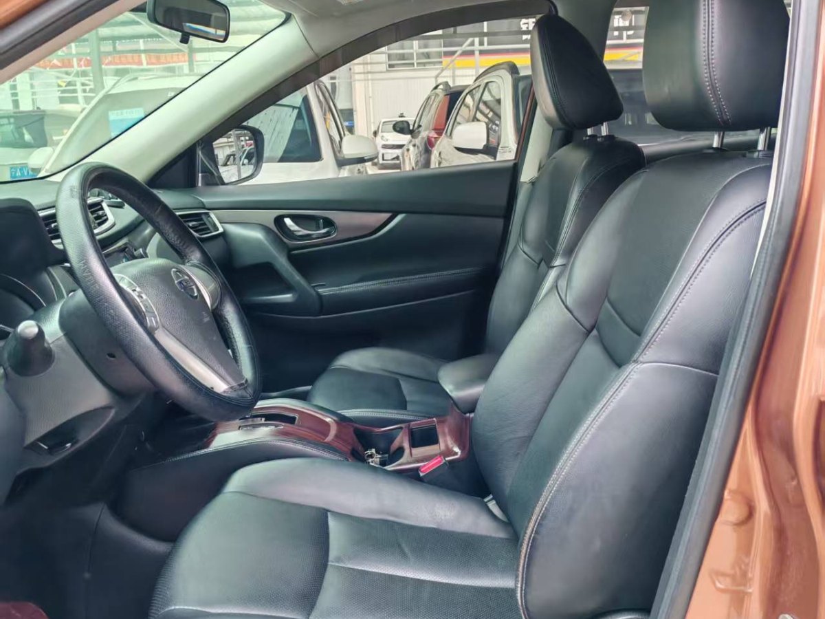 日產(chǎn) 奇駿  2014款 2.0L CVT舒適版 2WD圖片