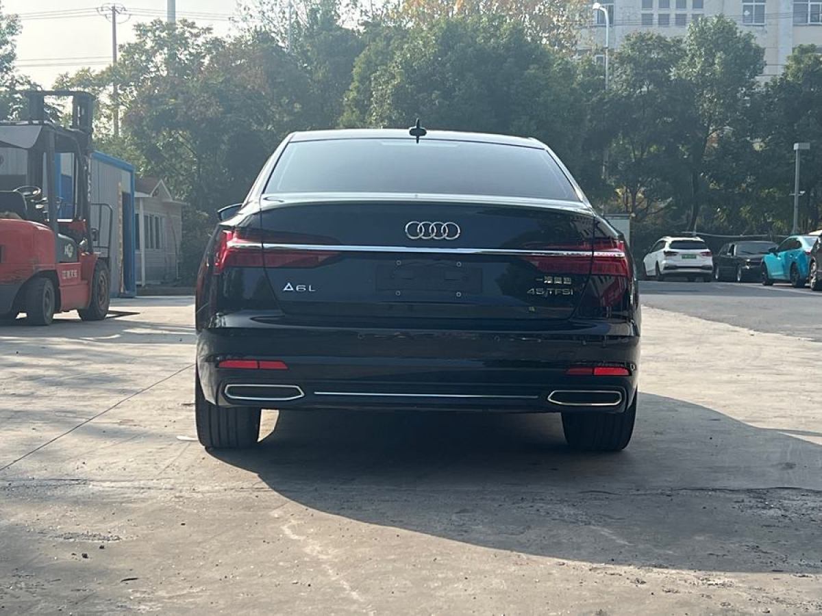 奧迪 奧迪A6L  2022款 45 TFSI 臻選動感型圖片