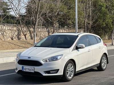 2018年08月 福特 ?？怂?兩廂經(jīng)典 EcoBoost 180 自動精英型圖片