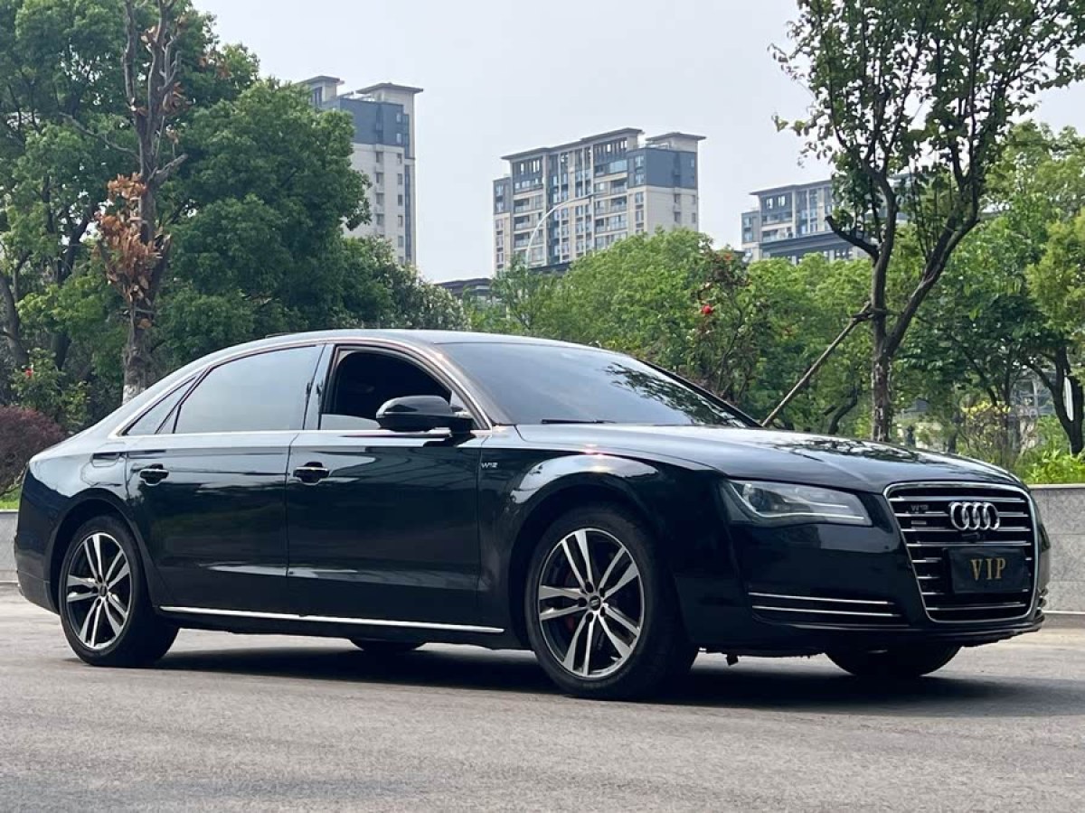 奧迪 奧迪A8  2012款 A8L 45 TFSI quattro豪華型圖片