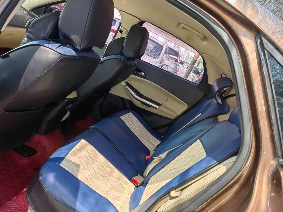 長(zhǎng)安輕型車 睿行M90  2016款 2.0L豪華型4G94S圖片