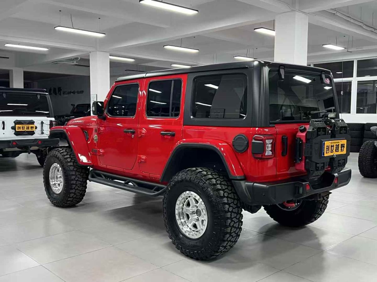 Jeep 牧馬人  2022款 2.0T 高地 阿拉斯加極光綠特別版圖片