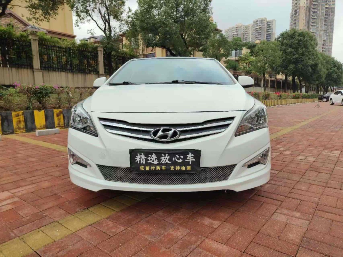 現(xiàn)代 瑞納  2016款 1.4L 自動智能型GLS圖片