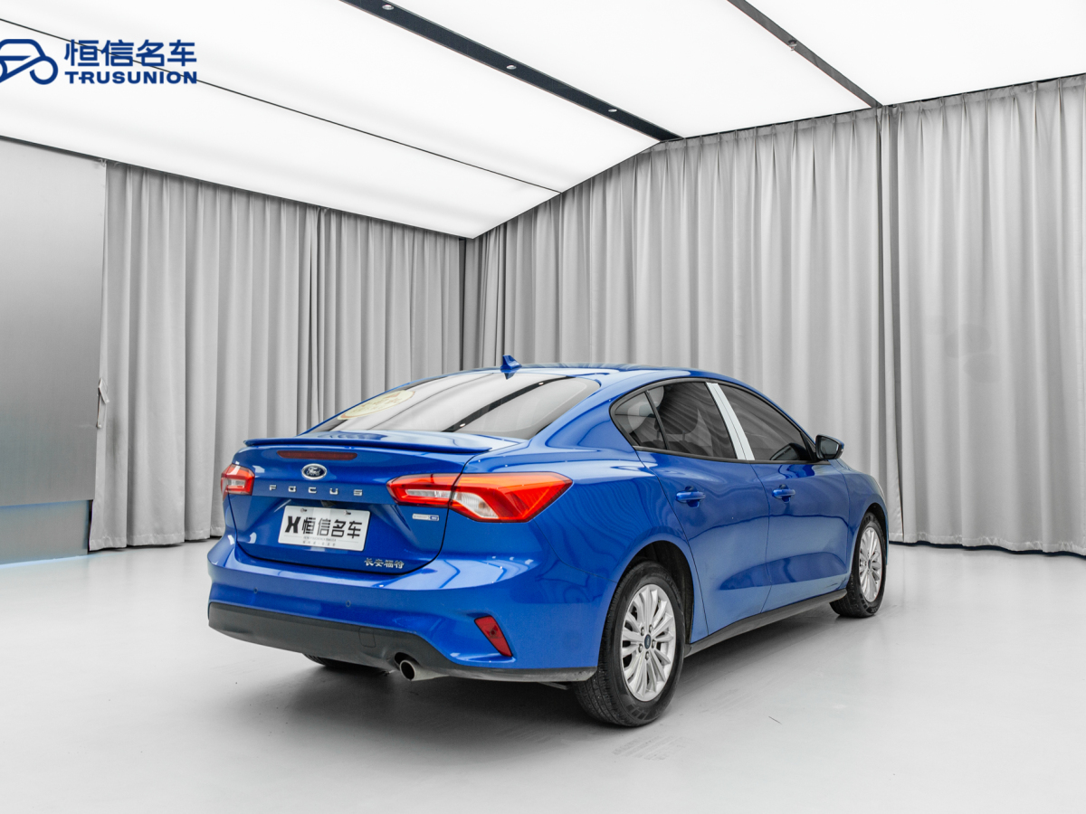 福特 福克斯  2019款 三廂 EcoBoost 180 自動(dòng)鋒潮型圖片