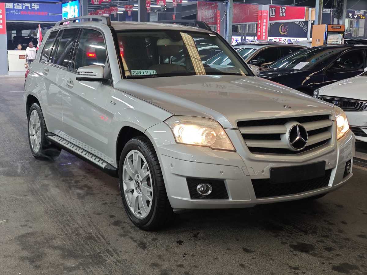 奔馳 奔馳GLK級(jí)  2012款 GLK 300 4MATIC 動(dòng)感型圖片