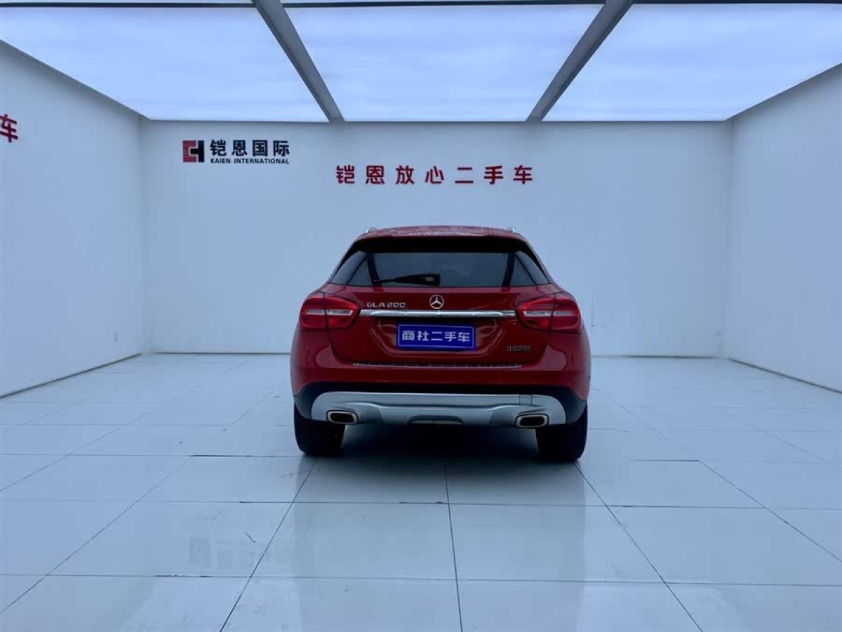 奔馳 奔馳GLA  2016款 GLA 200 時(shí)尚型圖片