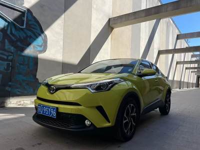 2019年7月 豐田 C-HR 2.0L 領(lǐng)先版 國(guó)VI圖片