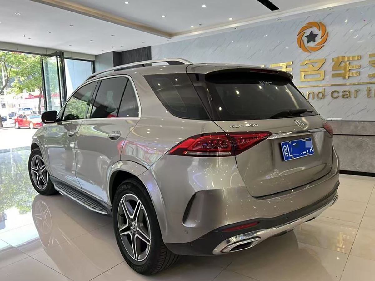 奔馳 奔馳GLE  2020款 改款 GLE 450 4MATIC 時(shí)尚型圖片