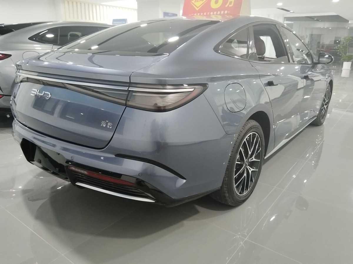 比亞迪 海豹  2023款 DM-i 1.5T 121km 尊榮型圖片