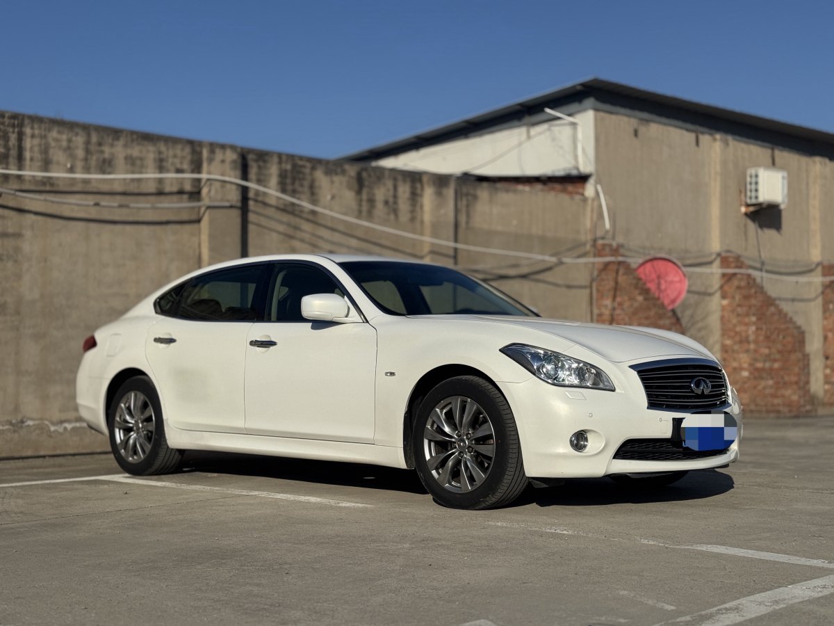 英菲尼迪 Q70  2013款 Q70L 2.5L 舒適版圖片