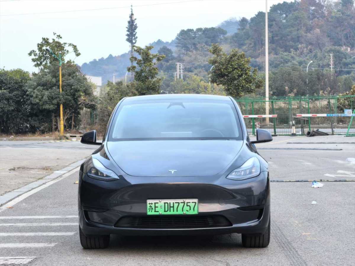 特斯拉 Model 3  2023款 煥新版 后輪驅(qū)動圖片