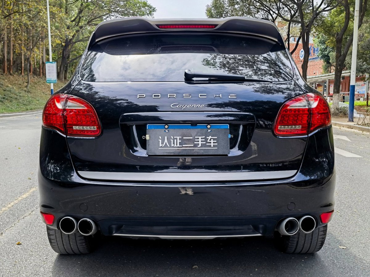 2014年12月保時捷 Cayenne  2014款 Cayenne Platinum Edition 3.0T