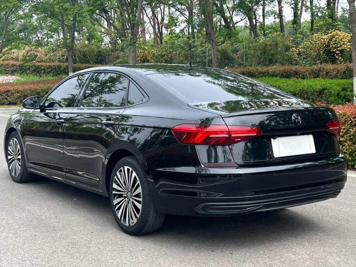 大眾 帕薩特  2019款 330TSI 豪華版 國(guó)VI圖片