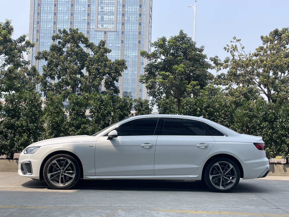 2021年4月奧迪 奧迪A4L  2020款 40 TFSI 時(shí)尚動(dòng)感型