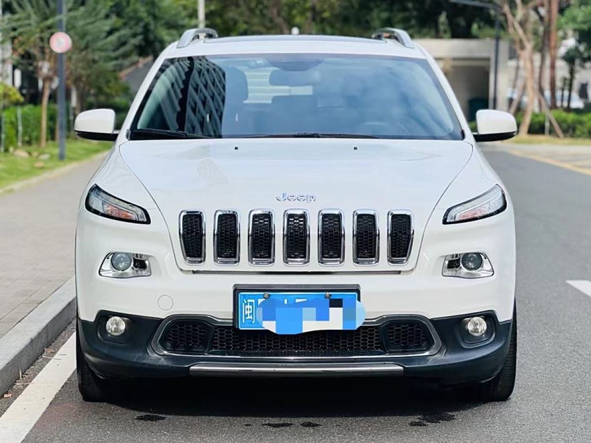 2019年3月Jeep 自由光  2017款 2.0L 優(yōu)越版