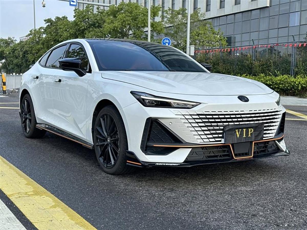 長安 長安UNI-V  2023款 1.5T 運動版圖片