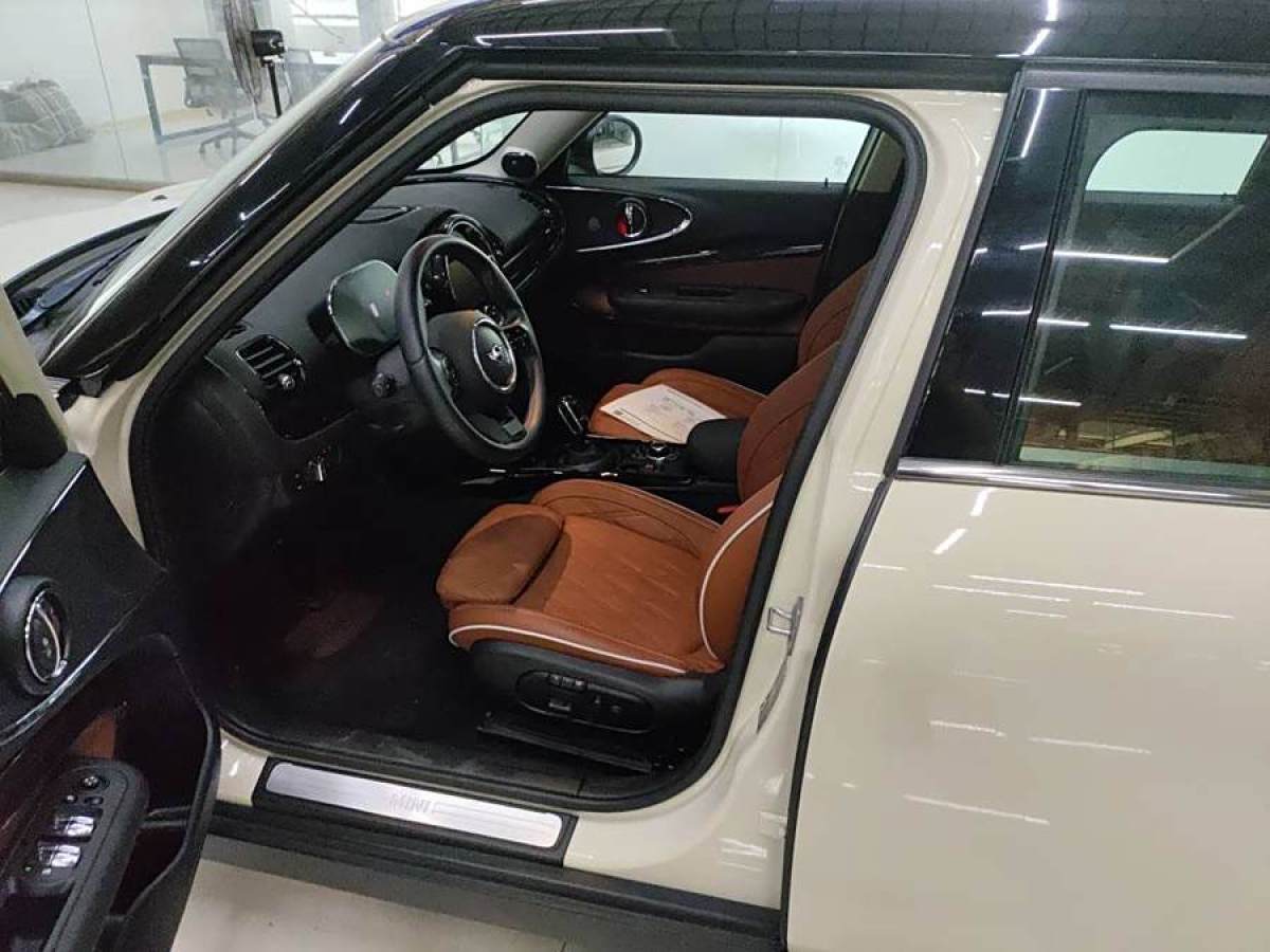 2023年1月MINI CLUBMAN  2023款 改款 1.5T COOPER 鑒賞家