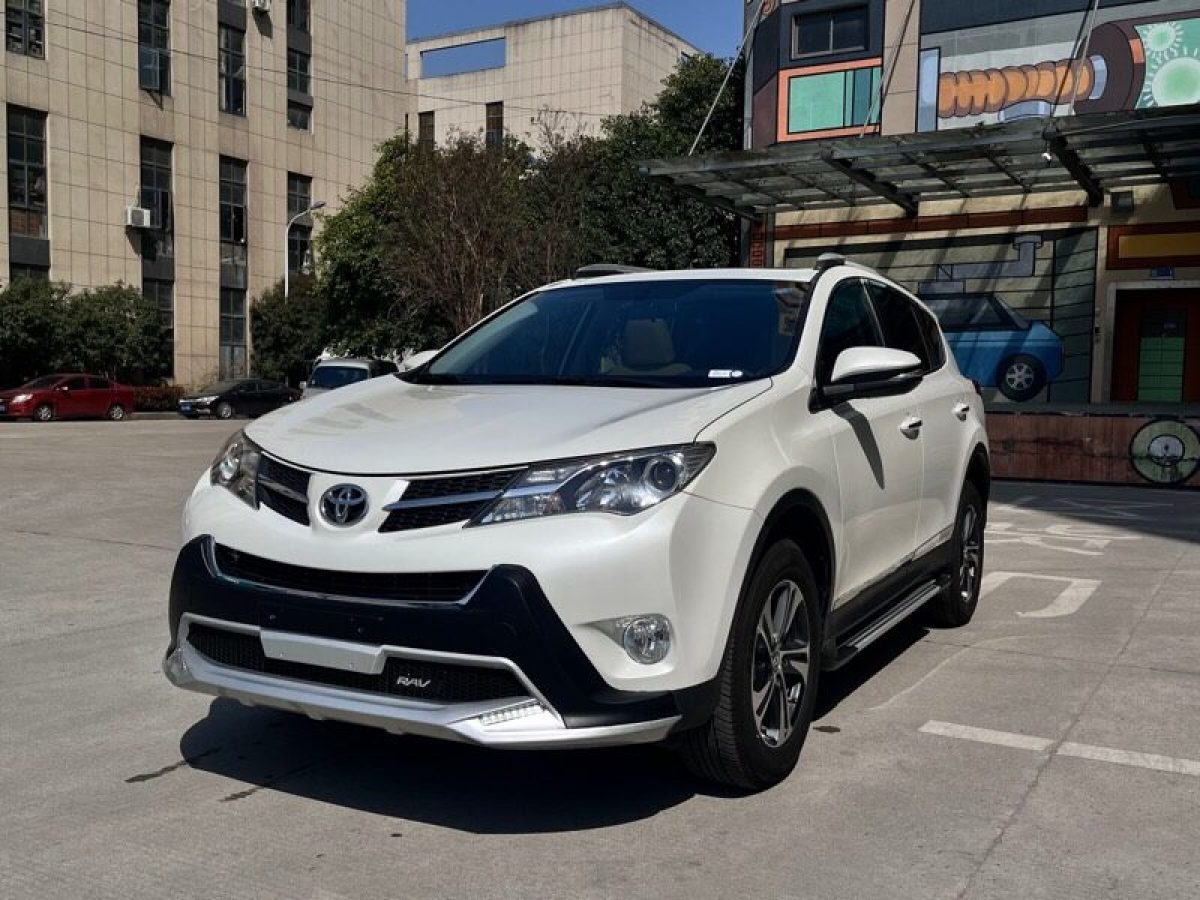 豐田 RAV4  2015款 2.0L CVT風(fēng)尚版圖片