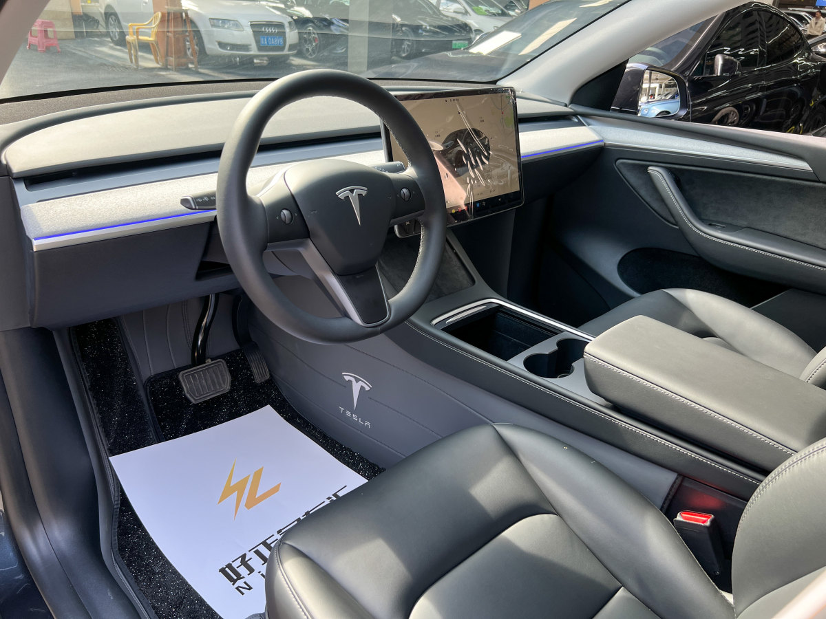 特斯拉 Model 3  2023款 長續(xù)航煥新版 雙電機全輪驅動圖片