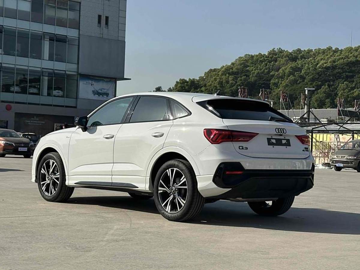 奧迪 奧迪Q3 Sportback  2023款 改款 40 TFSI 時(shí)尚型圖片