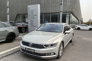 迈腾 大众  330TSI DSG 豪华型 国VI